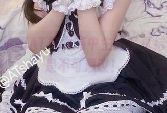 当这壁纸和AT鲨女高中生的写真结合，真是不可思议！