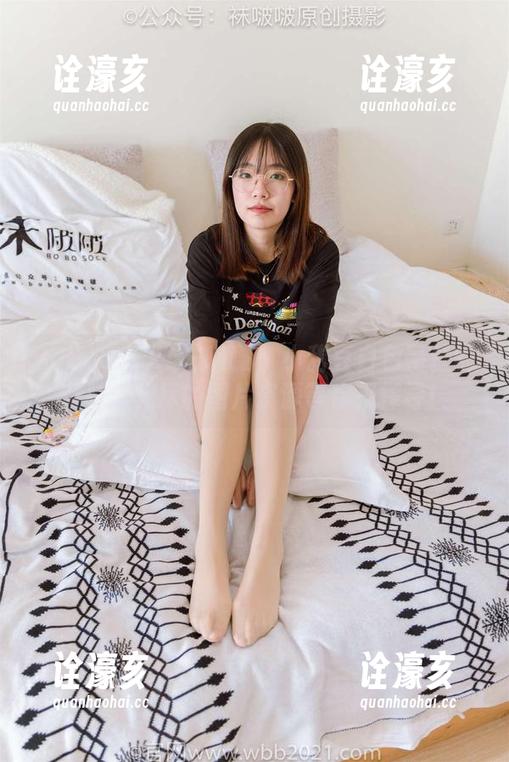 BoBoSocks袜啵啵-小甜豆 BoBoSocks袜啵啵 - 小甜豆白色蕾丝的魔力:无尽的图片资源等你来探寻!