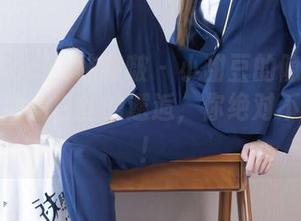BoBoSocks袜啵啵 – 小甜豆的隐秘高清图册：油亮白丝的邂逅，你绝对不想错过！
