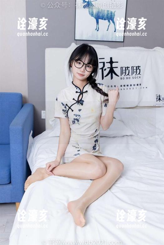 BoBoSocks袜啵啵-甜甜圈 BoBoSocks袜啵啵 - 黑丝打底下的甜甜圈:又一波图片合集,脚尖和魅力双重加固。