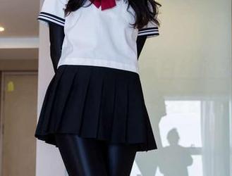 BoBoSocks袜啵啵 – 厚白丝的柔情，稚予在高清光影中轻轻舒展