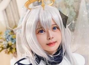 Hachi小芭穿睡衣一秒出圈，原图和更新都让人想多看几眼。