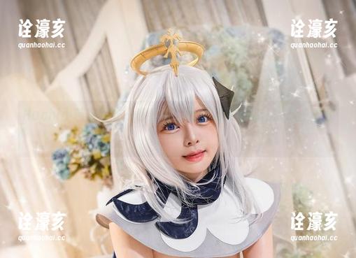 Hachi小芭穿睡衣一秒出圈，原图和更新都让人想多看几眼。