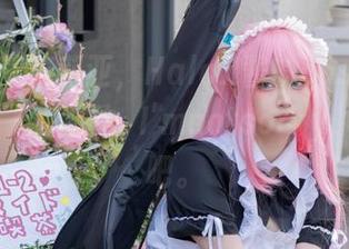 神秘的艾米莉亚，Halo_酱的cos图册，来感受一下那种”I’mnotsorry”的态度吧。