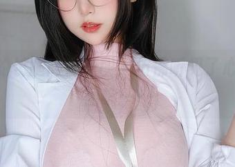 K酱的长腿高清原图，仿佛听见了心跳的回响……