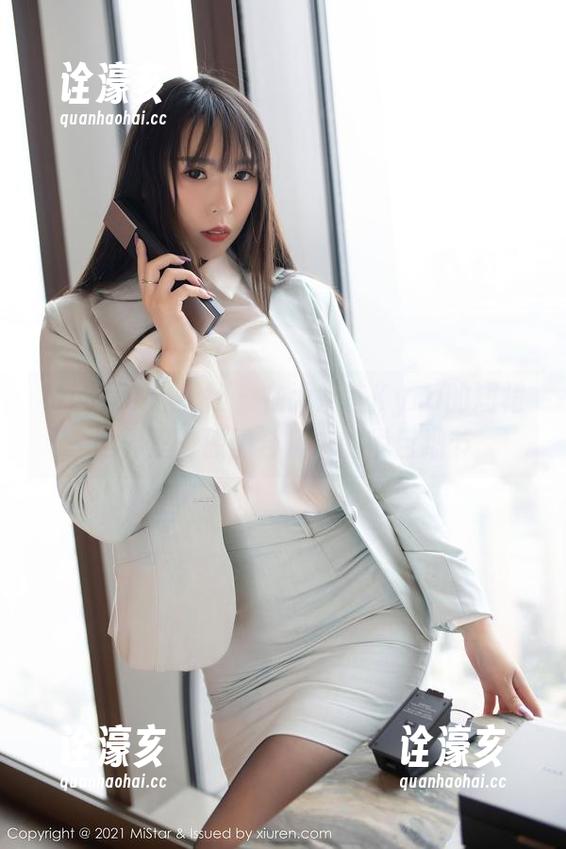 MiStar魅妍社-大奶昔Kyra MiStar魅妍社 - 在大奶昔Kyra的短裙世界里:原图合集中的悦目细节