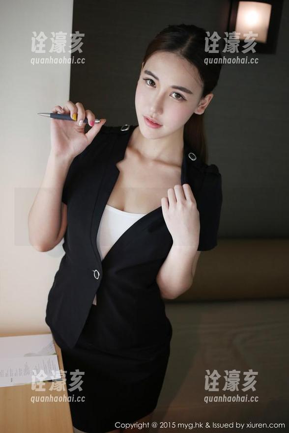 MyGirl美媛馆-小魔女奈奈 MyGirl美媛馆 - 高清分享:“小魔女奈奈”毛衣里的温暖魔法。