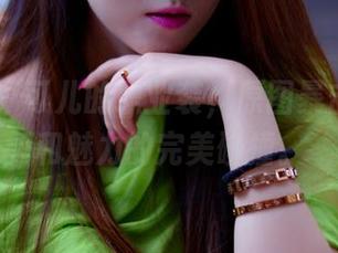 PANS – 可儿的职业装，原图暴击：工作和魅力的完美碰撞。