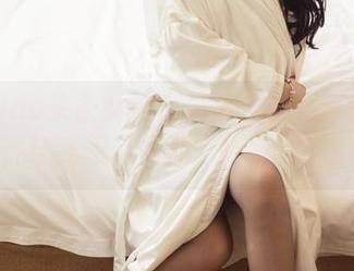 TouTiao头条女神 – 童安琪的吊带美图更新，让我想起了那个特别的午后。