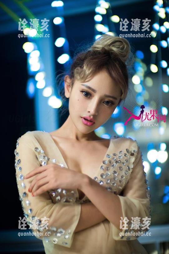 UGirls尤果网-林妃媛 UGirls尤果网 - 短裤在召唤!看林妃媛最新图册,穿上它仿佛整个人都活了。