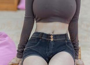 Xiuren秀人网 – 看！Kikibaby私房少女原图：这是个色气满满的秘密小花园！