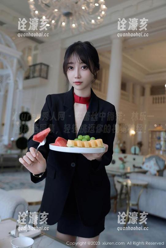 Xiuren秀人网 - 在蕾丝中徜徉：林乐一的精选图集，轻轻挑逗你的视觉神经！