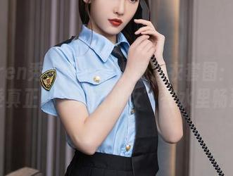 Xiuren秀人网 – 谢小蒽泳衣套图：让你感受真正的‘人间仙女’在水里畅游！