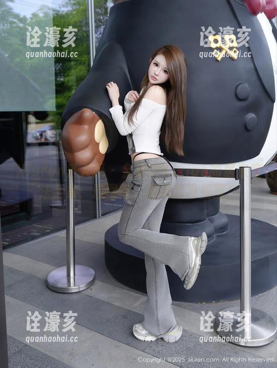 Xiuren秀人网 - 金幼汐Vivian的居家魔法全集：原图哦，别说我没提醒！