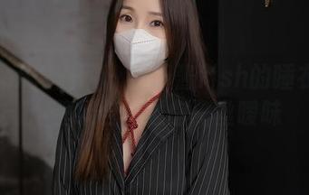 Xiuren秀人网 – 鱼子酱fish的睡衣幻影：壁纸合集送你一丝暧昧