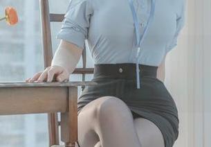 圣光与海浪的交融–Zzyuri的高清写真，把我带到未知的蓝色深渊