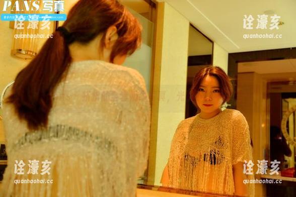 pans-折折 pans - 折折的全套奶牛写真,光影下的牛仔魅力