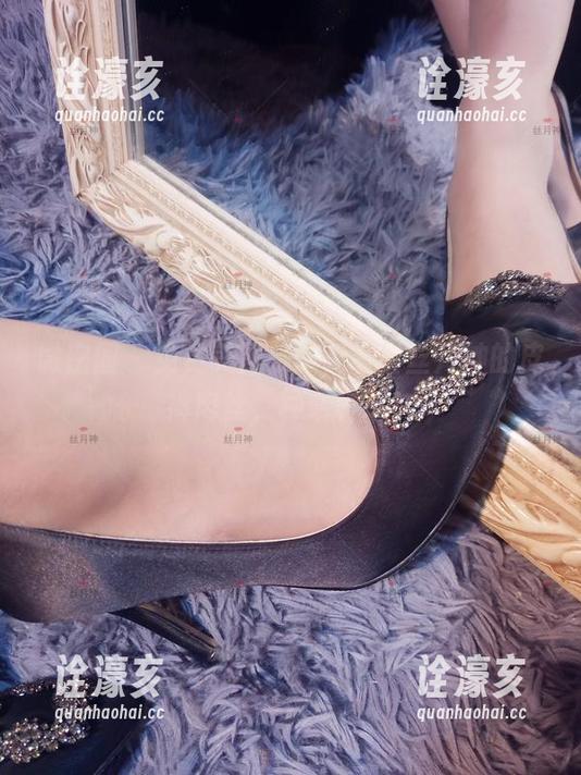 丝月神 微密圈 - 免费美图来了,看看丝月神的皮裤肉丝,种草种草!