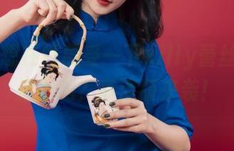 丽柜 – 想在线感受一下xilly蕾丝的撩人魅力吗？高清版来袭！