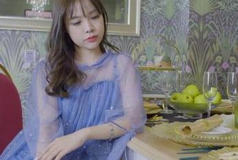 丽柜 – 双生花花季图集，快来加入小智贤的浪漫思绪