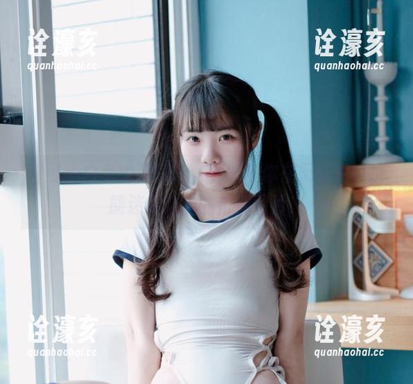 可可小白兔的高跟鞋，一双让你在无圣光中也能迷倒众生的特别图片！