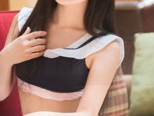 头条女神 – 阿依努尔瓦娅，听说你的花嫁照片刺激到一群人？