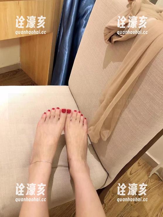 小仙女ELaine 微密圈 - 办公室里的小仙女ELaine:不只是工作的套图,下载看看吧。