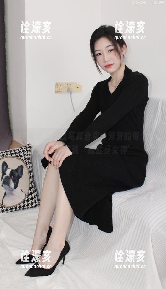 小众视觉-芳芳 小众视觉 - 黑丝写真合集,芳芳的每个角度都仿佛在说‘我就是女神’