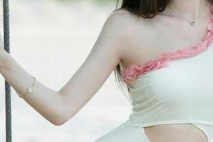 尤果网 – 定制短裤随想：白熙萌图集里的那些让人心动的瞬间。