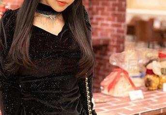 尤蜜荟 – 一探战姝羽Zina学妹写真合集，感觉我仿佛回到了校园！