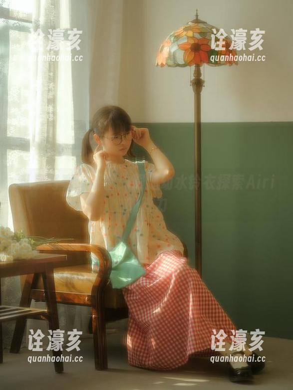 幼水铃衣 私房写真大解密:跟随幼水铃衣探索Airi的魅力