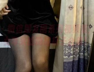 微密圈 – 微信朋友圈系列视频集：提袜少女带来的嗨趣袜子合集！
