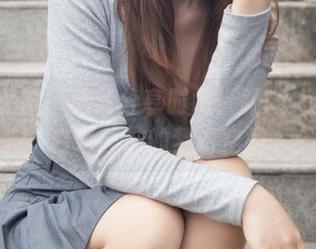 梦丝女神 – 图片分享时间！跟随玥玥走进白色丝袜的梦幻空间