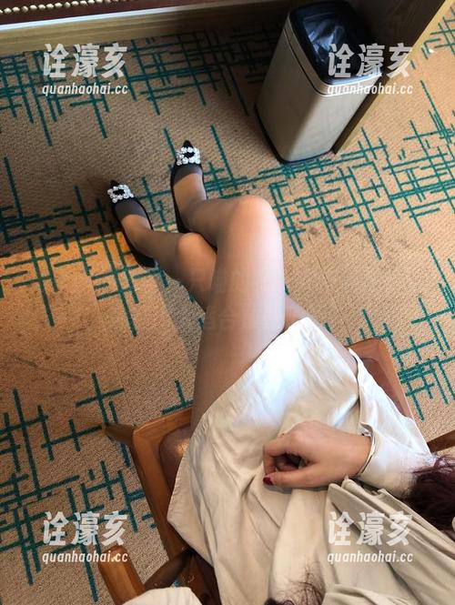 梦里一只喵 微密圈 - 梦里一只喵的睡衣女友私拍,这种套图太适合放松了吧?