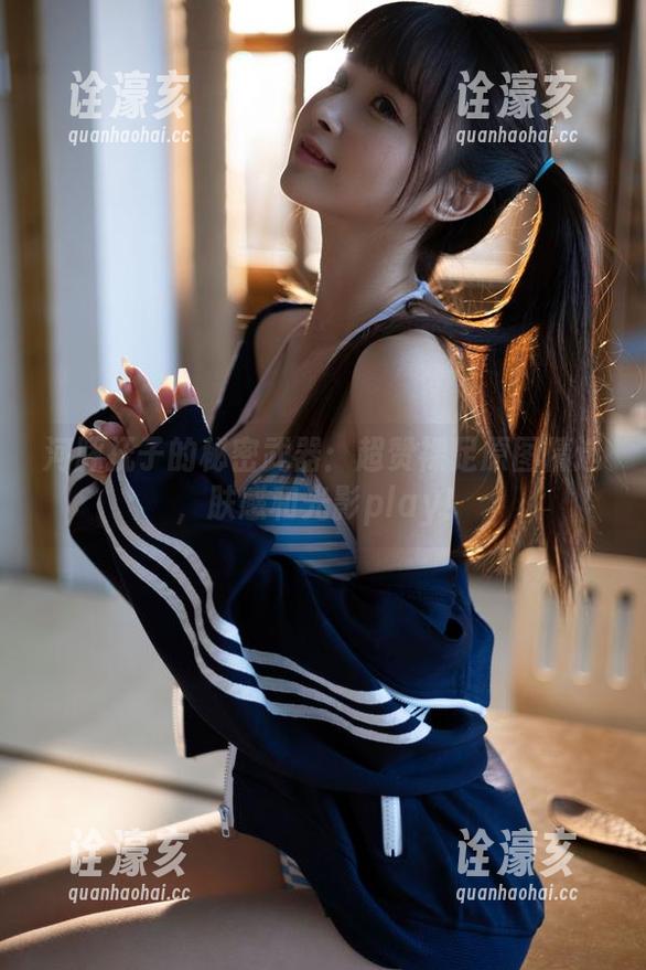 河豚抚子的秘密武器：超赞裸足原图精选，肤感和光影play！