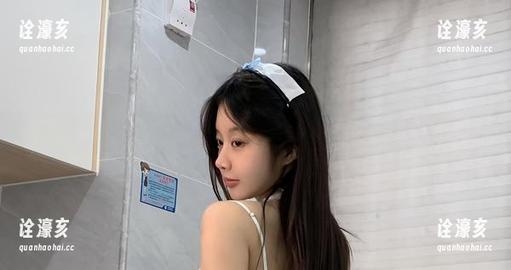 微密圈 - 一探究竟：在线资源中的火龙果羊与她那让人绯红的红色连体吊带！