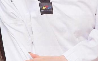 爱尤物 – 感觉被治愈了，乔雅冰的壁纸原图简直是我的精神粮食！