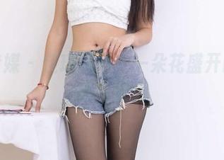 物恋传媒 – 佳琪图集：一朵花盛开时的美感与慌张