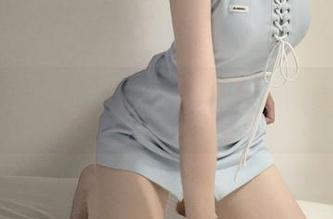 微密圈 – 相扑猫最新写真大揭秘：看白丝牛仔如何化身时尚先锋！