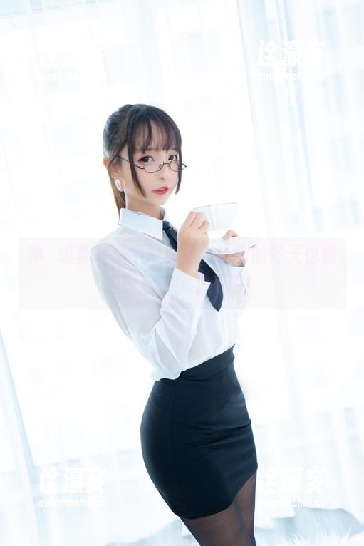 神楽坂真冬奶牛写真集，让你的冬天也能温暖起来，下载吧！