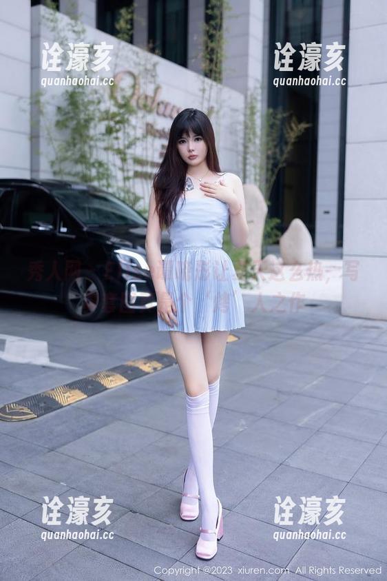 秀人网-Elise谭晓彤 秀人网 - Elise谭晓彤让夏天这么热,写真套图真是个‘烤’人之作