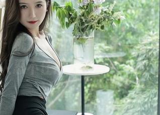 秀人网 – 桃妖天的女仆图集：最新款，简直让人忍不住想要扔掉手中的泡面！
