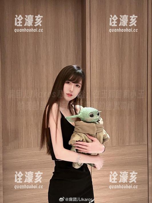 腐团儿Ikaros 腐团儿Ikaros私拍体验:在玉藻前和小玉的美图里,找到你不知道的幽默瞬间