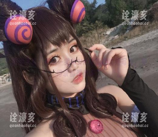 芊川一笑MNK 原图来袭:芊川一笑MNK的恶魔姐姐写真,笑得茶都喷出来了
