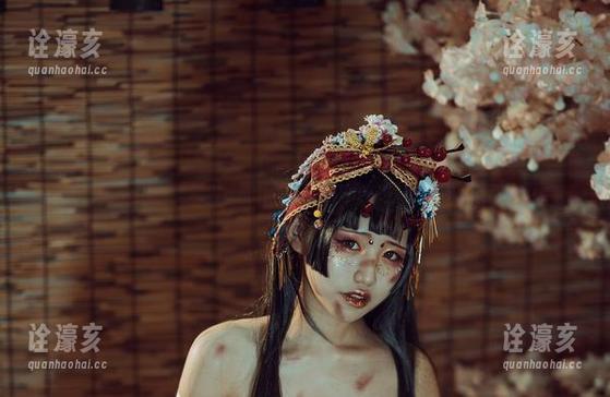 芊川一笑MNK 来看看芊川一笑MNK的山鲁佐德,分享那些“不小心”的美