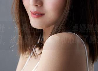 蜜桃社 – 油亮出击！Cris_卓娅祺免费套图，准备好你的眼睛和心跳了吗？