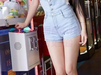 蜜桃社 – 每一张原图都在诉说，伊琳是如何成为女王的