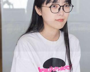袜啵啵 – 看小沫怎么把玩偶小熊变成美图中的一颗明星