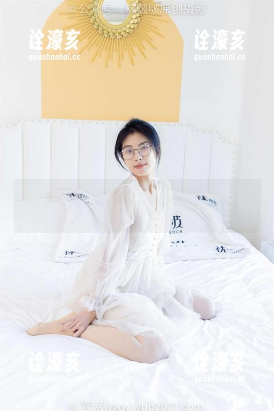 袜啵啵-小淳 袜啵啵 - 吓到我了!小淳最新“咖啡丝”作品,快来看看这美貌如何凑成