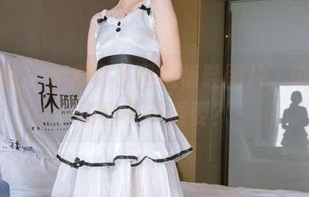袜啵啵 – 全套稚予阿迪板鞋图片，谁还敢说鞋子不重要？